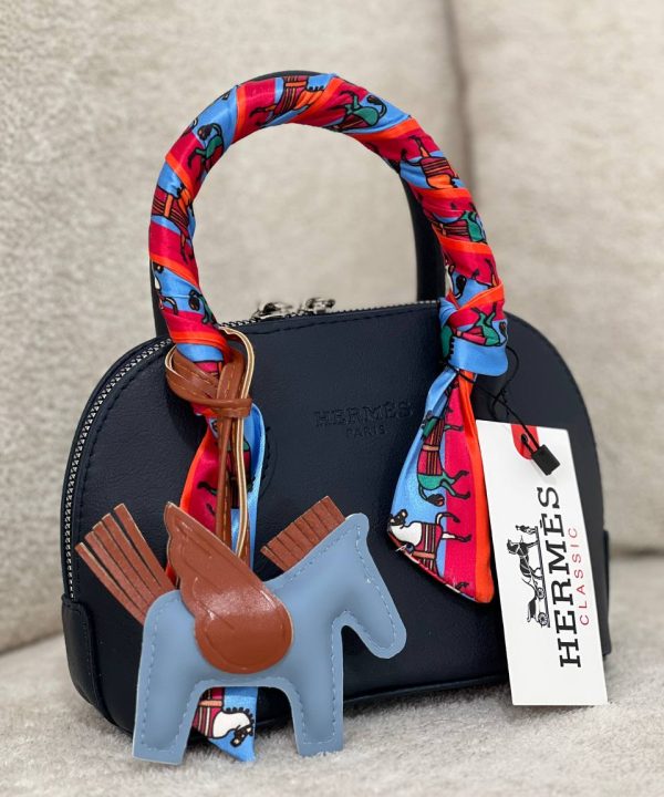 هرمس نیم گرد اسکارف دار